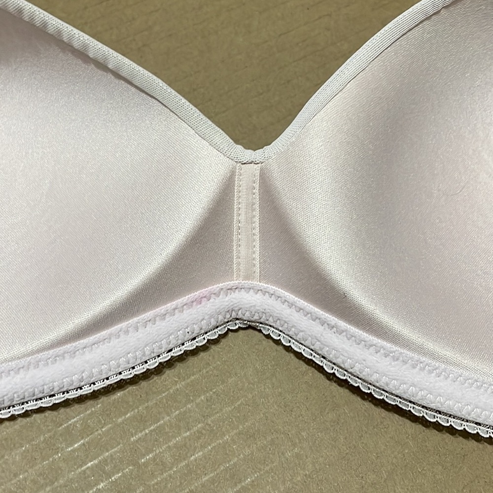 NWT aerie wireless bra, size 36C - Picture 8 of 8